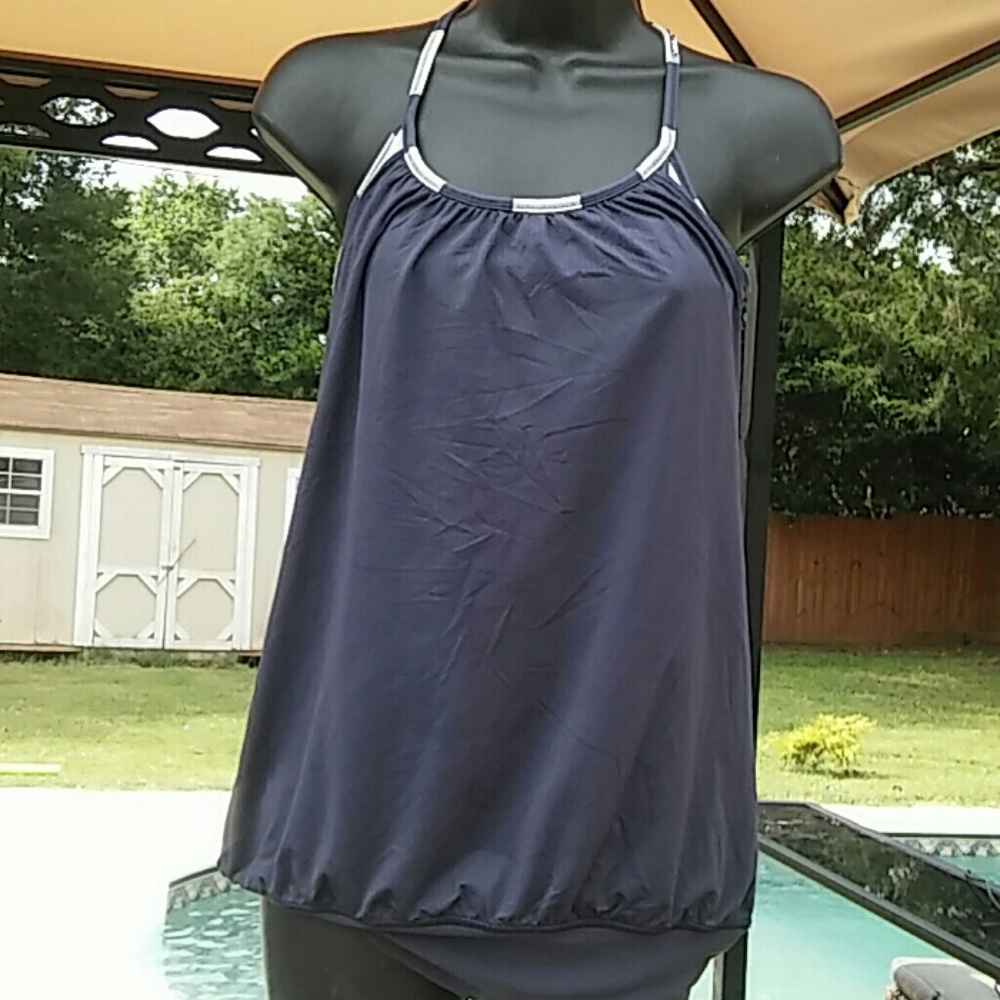Lululemon athletica tank top size 6